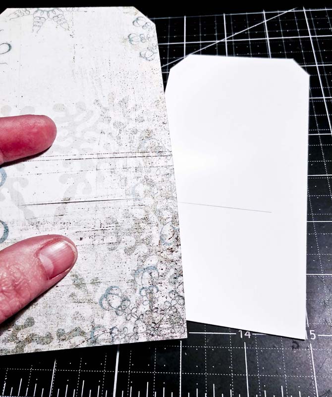 Patterned-paper-and-tag-base